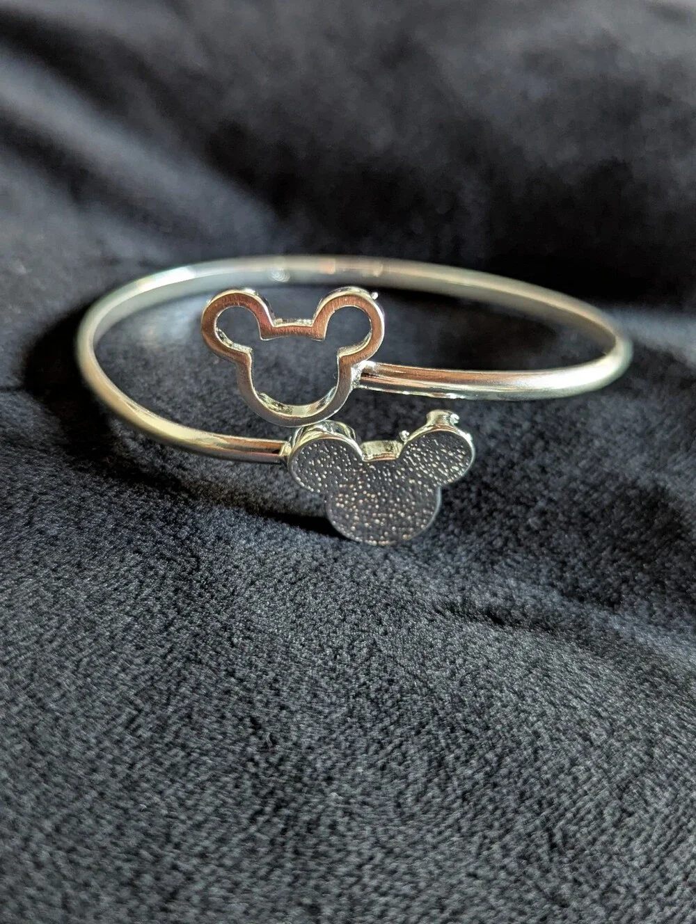 N/A polished silver